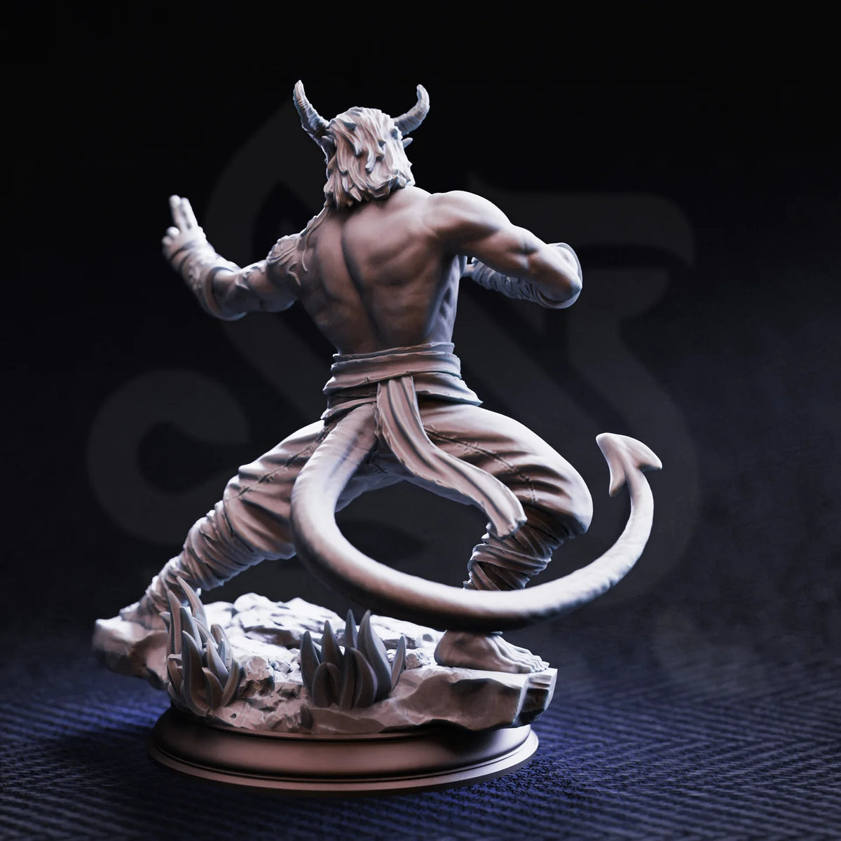 Verek - Tiefling Monk // Miniatură D&D