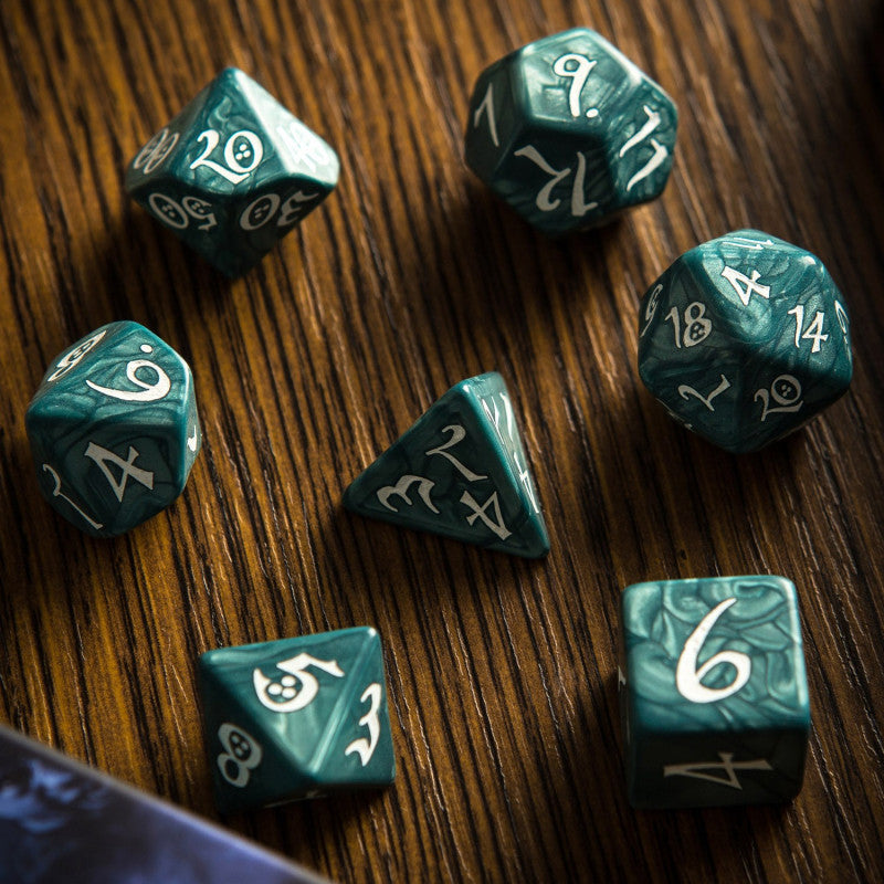 Set de zaruri Classic RPG Stormy & White