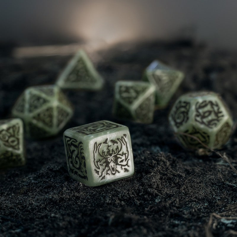 Set de zaruri The Witcher. Leshen - The Totem Builder