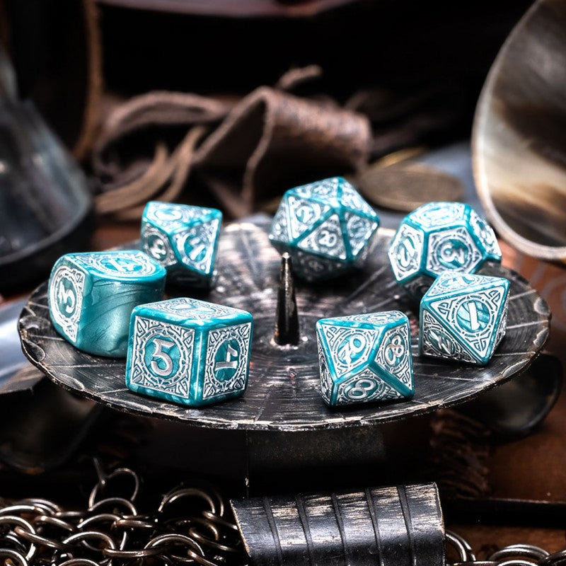 Set de zaruri Viking Modern: Mjolnir