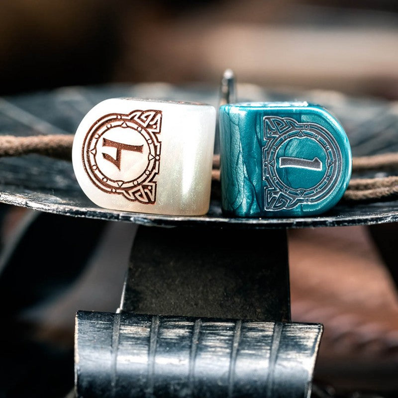 Set de zaruri Viking Modern: Mjolnir