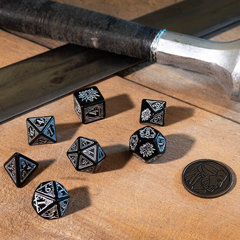 Set de zaruri The Witcher. Geralt - The Silver Sword